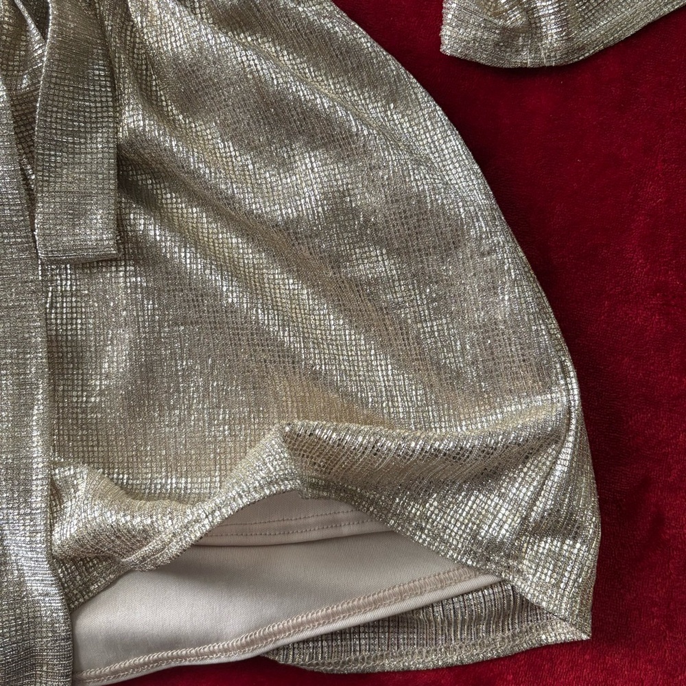 Lulus Dazzling Diva Gold Romper Size Small - Picture 7 of 9